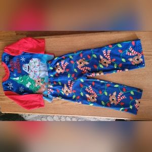 Christmas Rudolph pajama set 4T